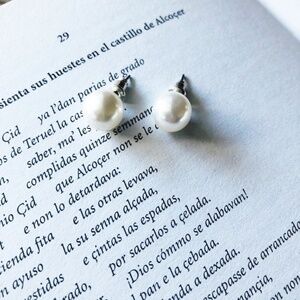 MALLORCA 8 MM PEARL STUDS